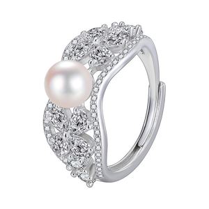Pearl Leaf Ring – 925 sterling silver